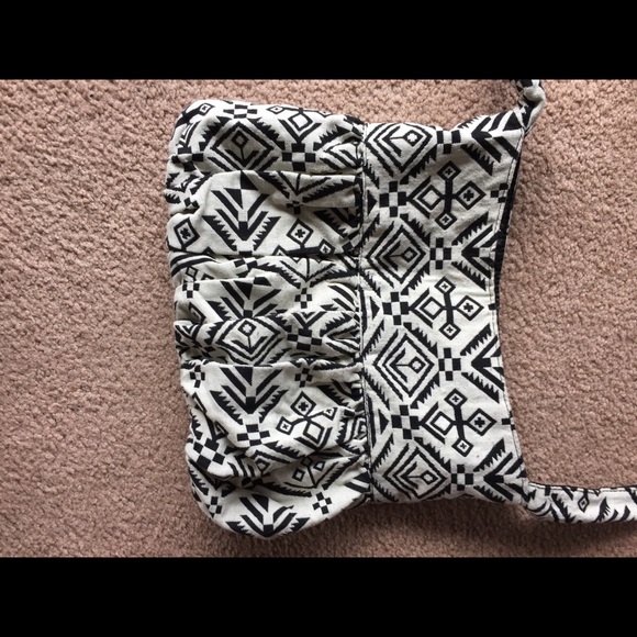 Black and white crossbody bag - Picture 2 of 4
